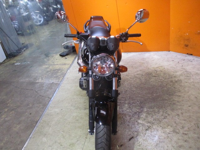 フロントから見てもこの通り状態グッド！このモデルのＣＢはヘッドライトも純正でＬＥＤ！とっても明るい！